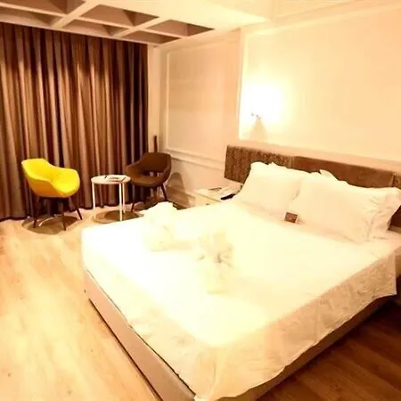 Hotel Koeklue 3*